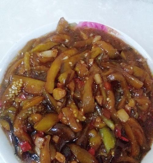 中式焗茄美食教程（轻松学会做正宗的焗茄）
