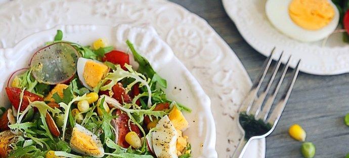 健康美味的杂蔬腰果沙拉（15分钟轻松搞定，让你吃得健康又美味！）