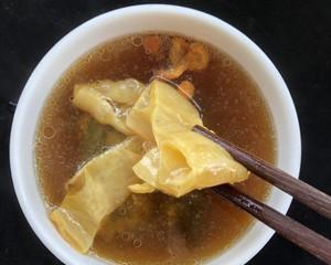 以药炖智利花胶鸡汤，滋补好食品（滋润肌肤，调理身体，药食同源）