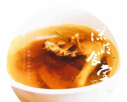 养生乳鸽汤的做法（滋补养生，健康美味）