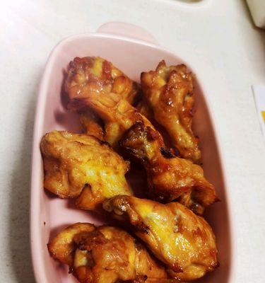 如何制作美味的新奥尔良烤全鸡（掌握独特口味的秘诀，让您的餐桌充满异调）