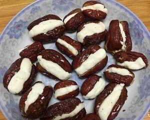 教你做一份口感软糯、香甜可口的红枣糯米，让家人甜蜜分享（教你做一份口感软糯、香甜可口的红枣糯米，让家人甜蜜分享）