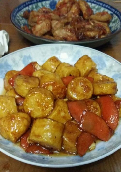 用蟹足棒打造美味日本豆腐（蟹足棒、黄豆、水，打造口感丰富的日式豆腐）