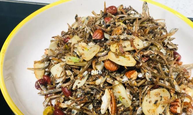 小银鱼炒辣椒，美味鲜香（学会这道家常菜，让你食欲大开）