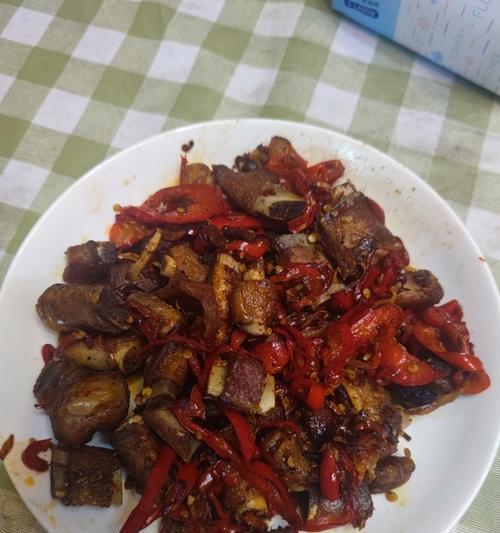 学会以香煎小排骨的烹饪方法（简单易学，美味可口的家常菜）