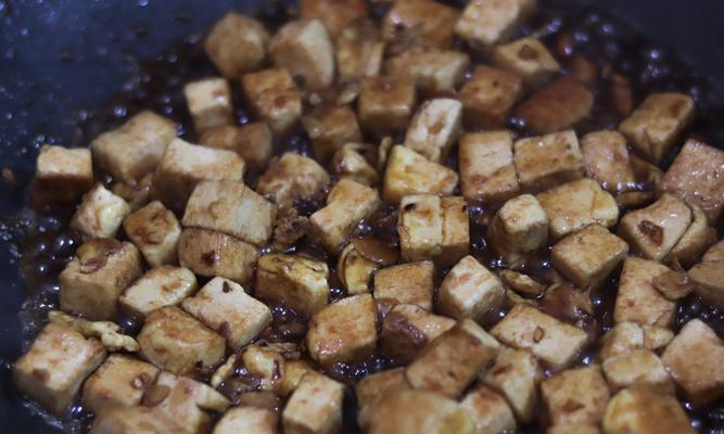 水溜豆腐的做法（简单易学的家常菜）