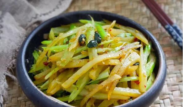 创意美食风靡（以西瓜皮为主材）