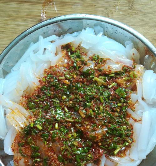 陕西凉粉制作大全（教你如何制作地道的陕西凉粉）