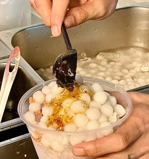山楂馅汤圆，清甜解腻的冬日美味（教你如何用山楂打造别样汤圆）