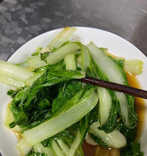 肉炒小白菜的做法（家常美食）