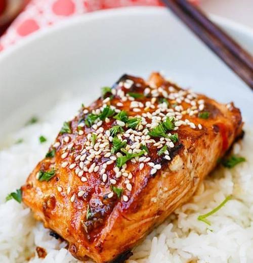 鱼汁美食大全（探索丰富多彩的鱼汁美食世界）