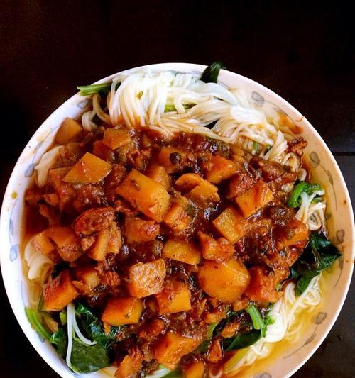 私房杂酱面的制作与享用（别样美食）