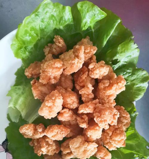 私房黑胡椒西芹饺的制作方法（用新鲜西芹和香辣黑胡椒制作）