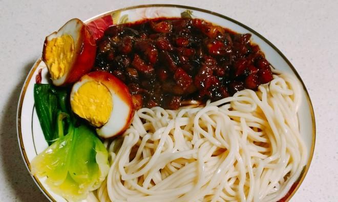 美食分享（一道简单易学的健康营养佳肴）