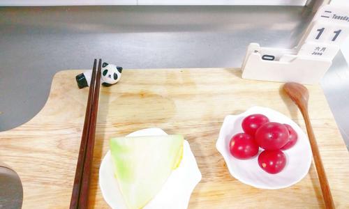 美味清凉，圣女果冰糖雪梨的制作方法（味道独特）