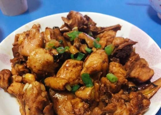 干海参年夜饭的制作方法（泡发干海参）