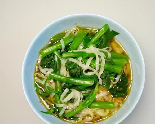 清汤挂面跑马标准早餐的做法（健康营养）