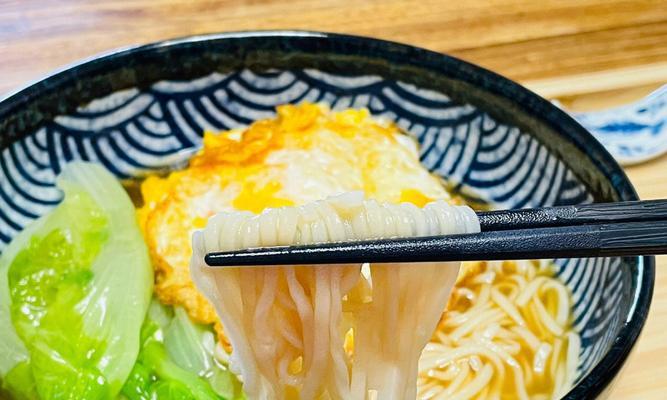 清汤挂面跑马标准早餐的做法（健康营养）