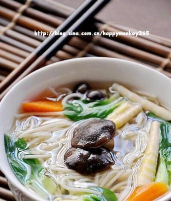 清水面条的制作方法（掌握清水面条的制作技巧）