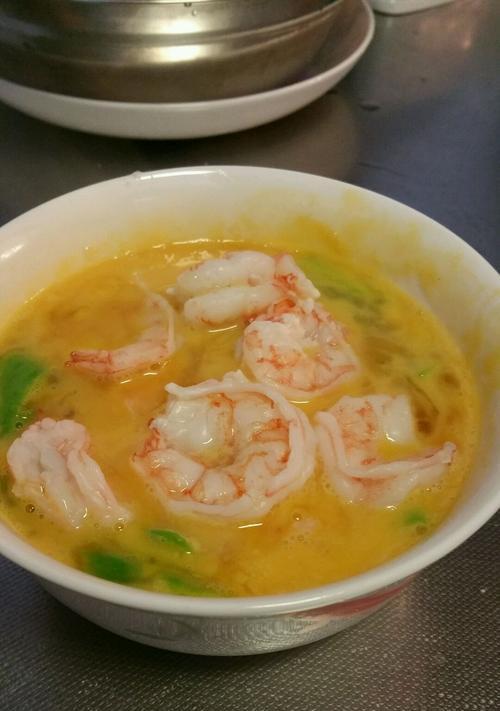 清爽海鲜粒的制作秘诀（用最新鲜的海鲜制作出清爽爽口的海鲜粒）