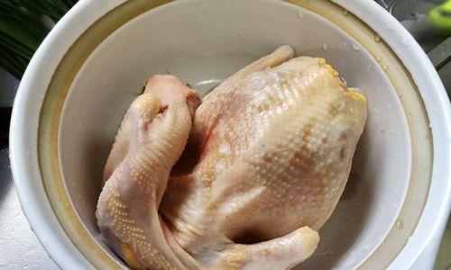 健康生活从清炖土鸡汤开始（以土鸡为主料）