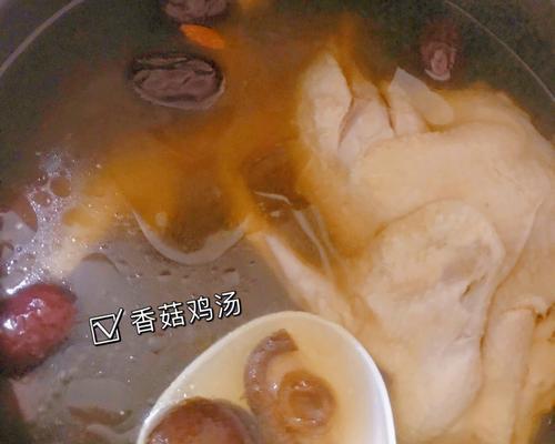 健康生活从清炖土鸡汤开始（以土鸡为主料）