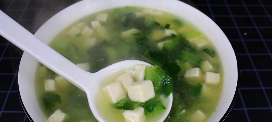 清新爽口，健康小白菜饼面（一份简单的美味）