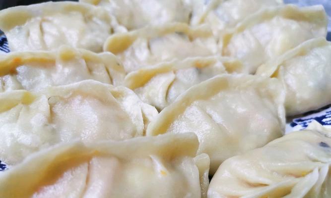 清淡美食-菜肉蒸饺的做法（健康口感）