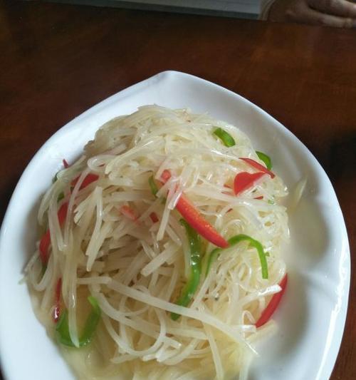 家常清炒土豆丝的做法（简单易学）