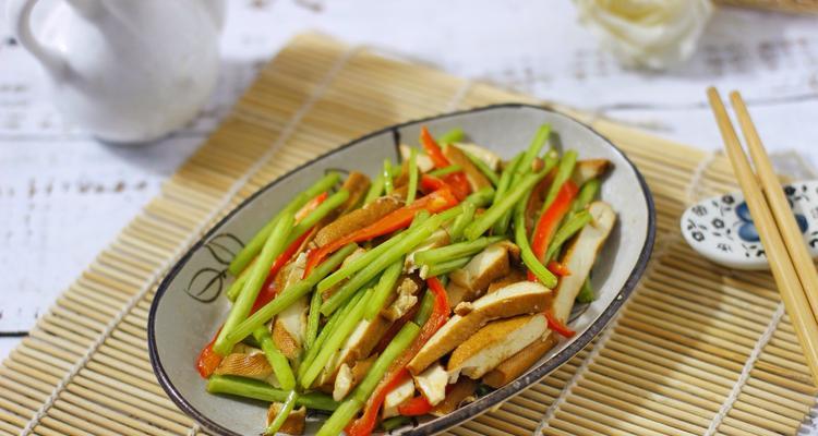 清爽营养，一起来清炒素菜（健康餐桌的首选）