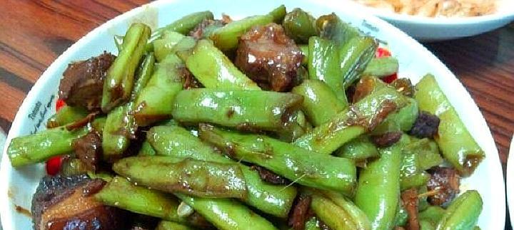 鲜美清炒蛇豆角（做法简单易学）