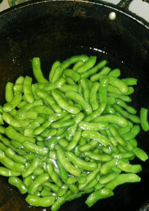 清炒毛豆西红柿（做法详解）