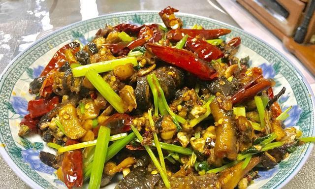 爆炒黄鳝怎么做才好吃？步骤和技巧有哪些？