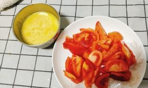 宝宝几个月可以吃鸡蛋柿子面？做法和注意事项是什么？