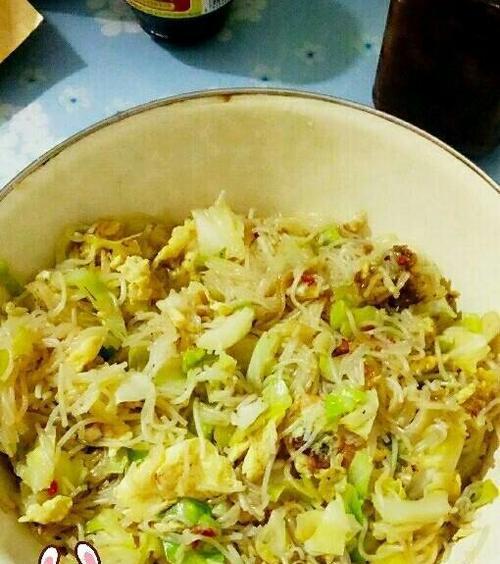 包菜粉丝炒鸡蛋的做法是什么？步骤详解如何做？