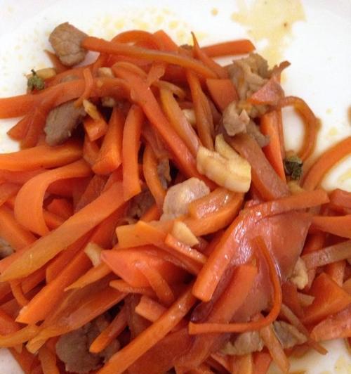 白萝卜炒肉怎么做？步骤和技巧有哪些？