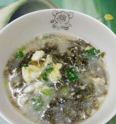紫菜蛋花菜汤怎么做？有哪些步骤和技巧？