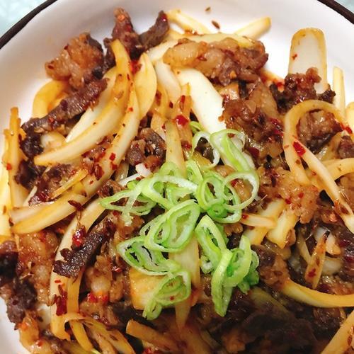 孜然香葱羊肉怎么做？有哪些步骤和技巧？