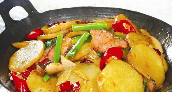 孜然干锅土豆片怎么做？详细步骤和技巧是什么？