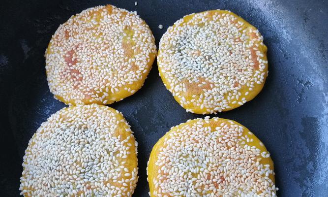 芝麻地瓜饼怎么做？制作过程中有哪些常见问题？