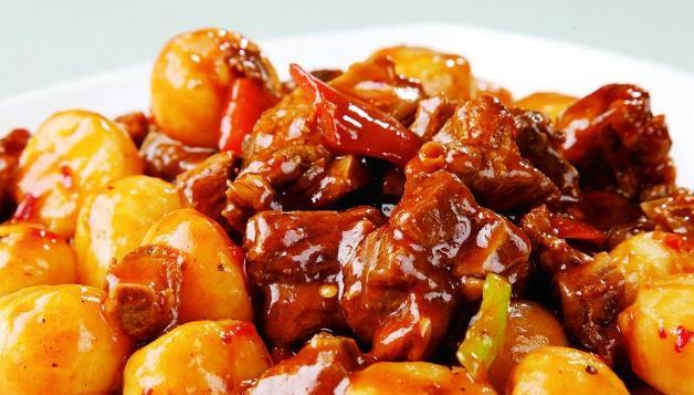 玉米胡萝卜土豆烧排骨的做法是什么？步骤详细吗？