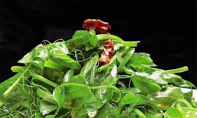 鱼片豌豆尖汤怎么做？有哪些步骤和技巧？