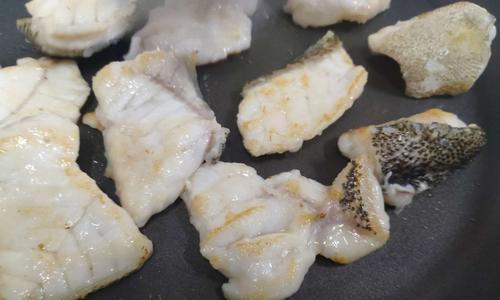鱼片芦笋粥怎么做？步骤和技巧有哪些？