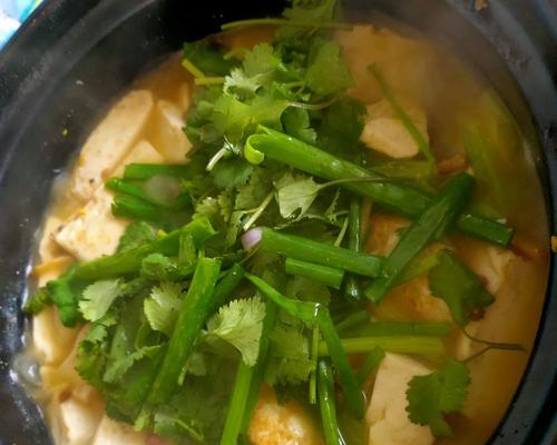 鱼块炖豆腐怎么做？步骤和技巧有哪些？