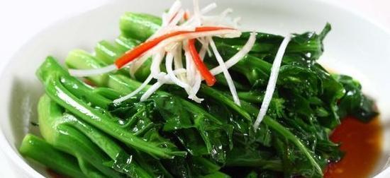 鱼干芥蓝怎么做？有哪些步骤和技巧？