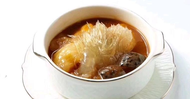 鱼翅骨栗子干玉竹百合松茸汤怎么做？步骤和注意事项是什么？