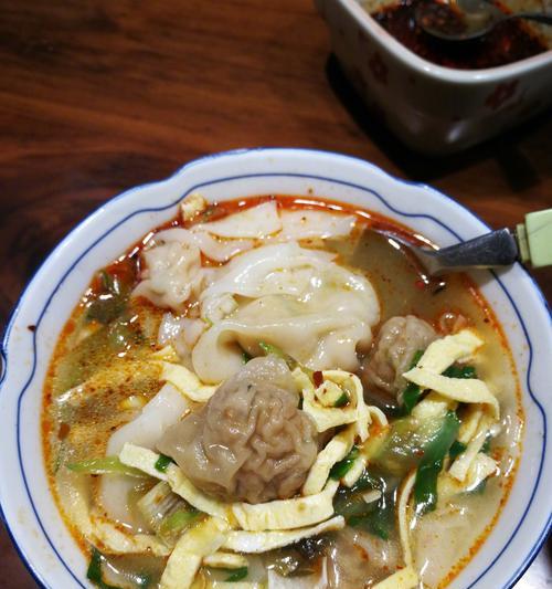 油渣肉末馄饨面怎么做？详细步骤和技巧是什么？