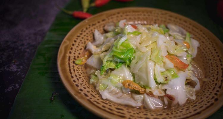 油渣炒白菜心怎么做？步骤和技巧有哪些？