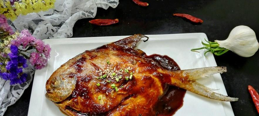 辛香油煎肉鲳鱼怎么做？步骤和技巧有哪些？
