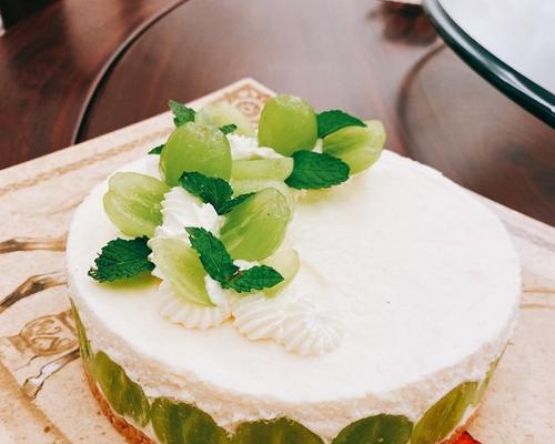 心形青提拼盘怎么做？制作步骤和技巧是什么？